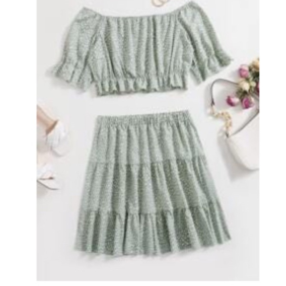 SHEIN Green Skater Mini Skirt Tiered Resort Wear